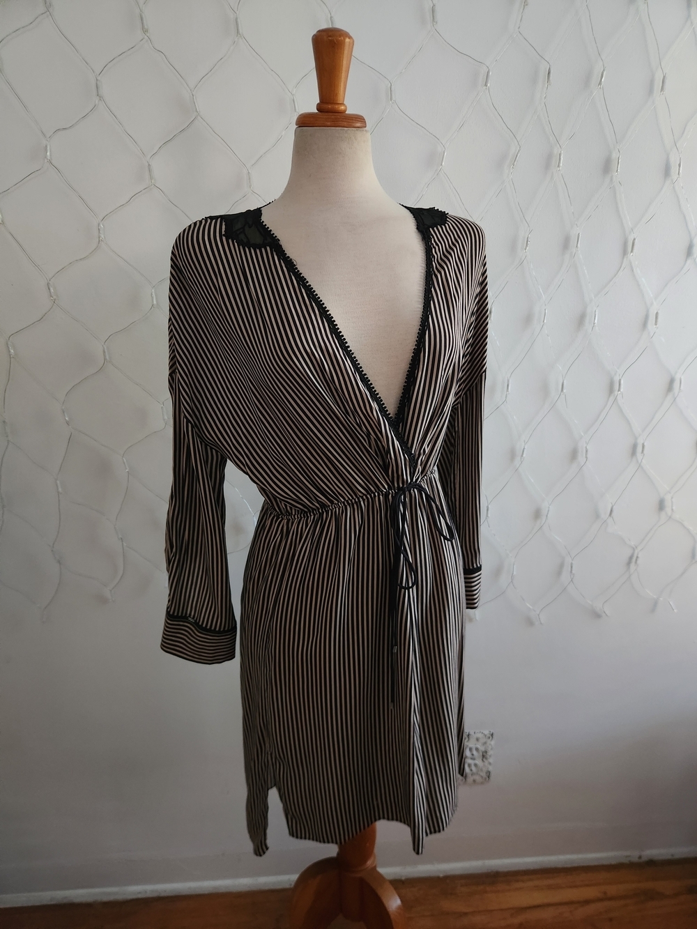 Halston Heritage Striped Black and Cream Tie-Front Dress • Size Medium